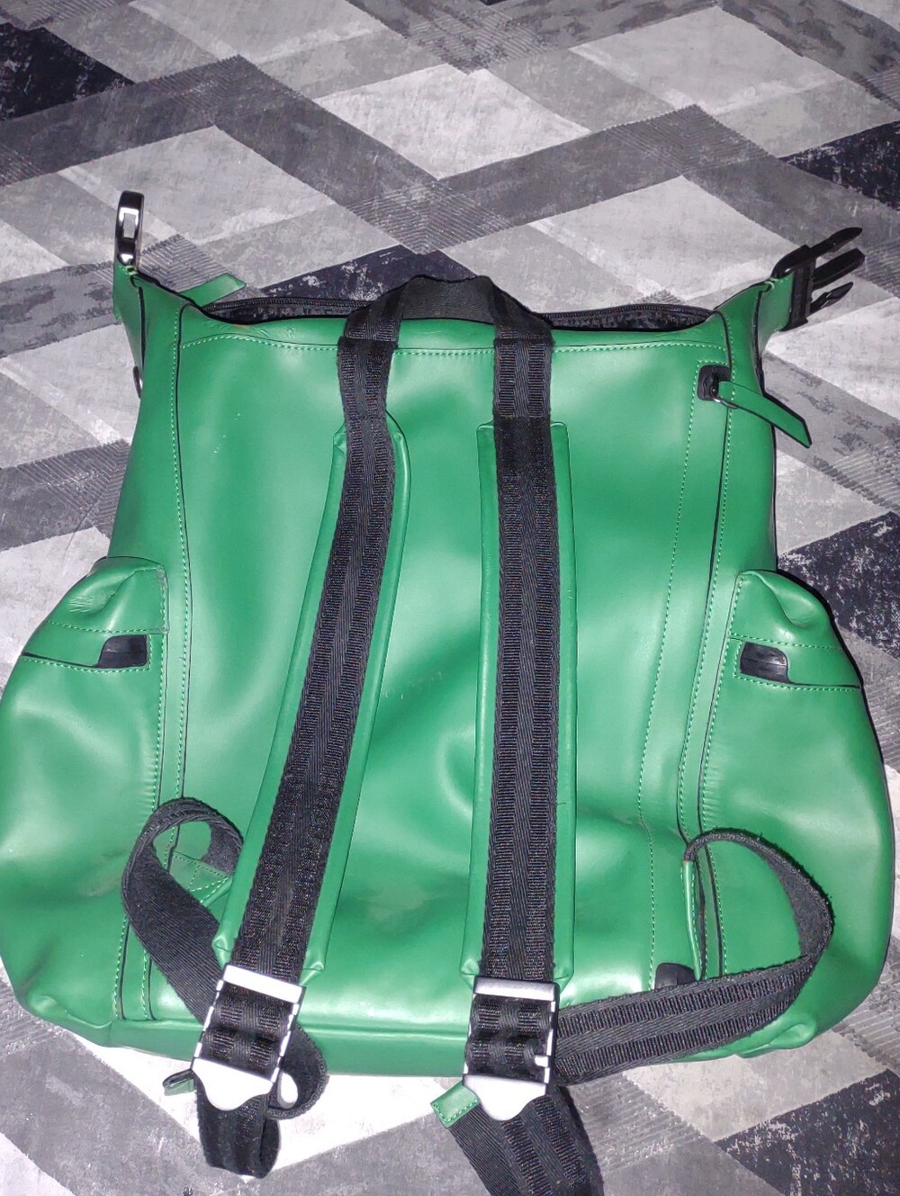 Hunter Backpack - Picture 5 of 6